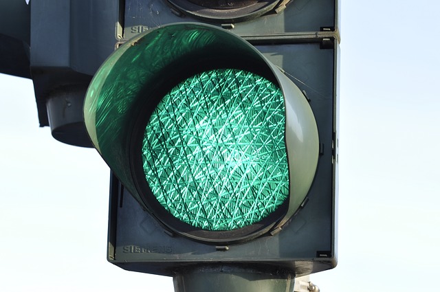 Zbyt krótkie zielone światło dla pieszych? Chodzi o Central