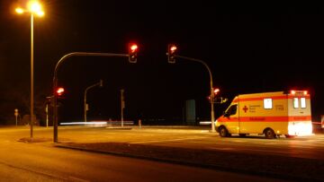 Policjanci podczas patrolu zauważyli leżącego mężczyznę