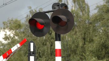 Zginął kierowca samochodu dostawczego. Wjechał pod pociąg
