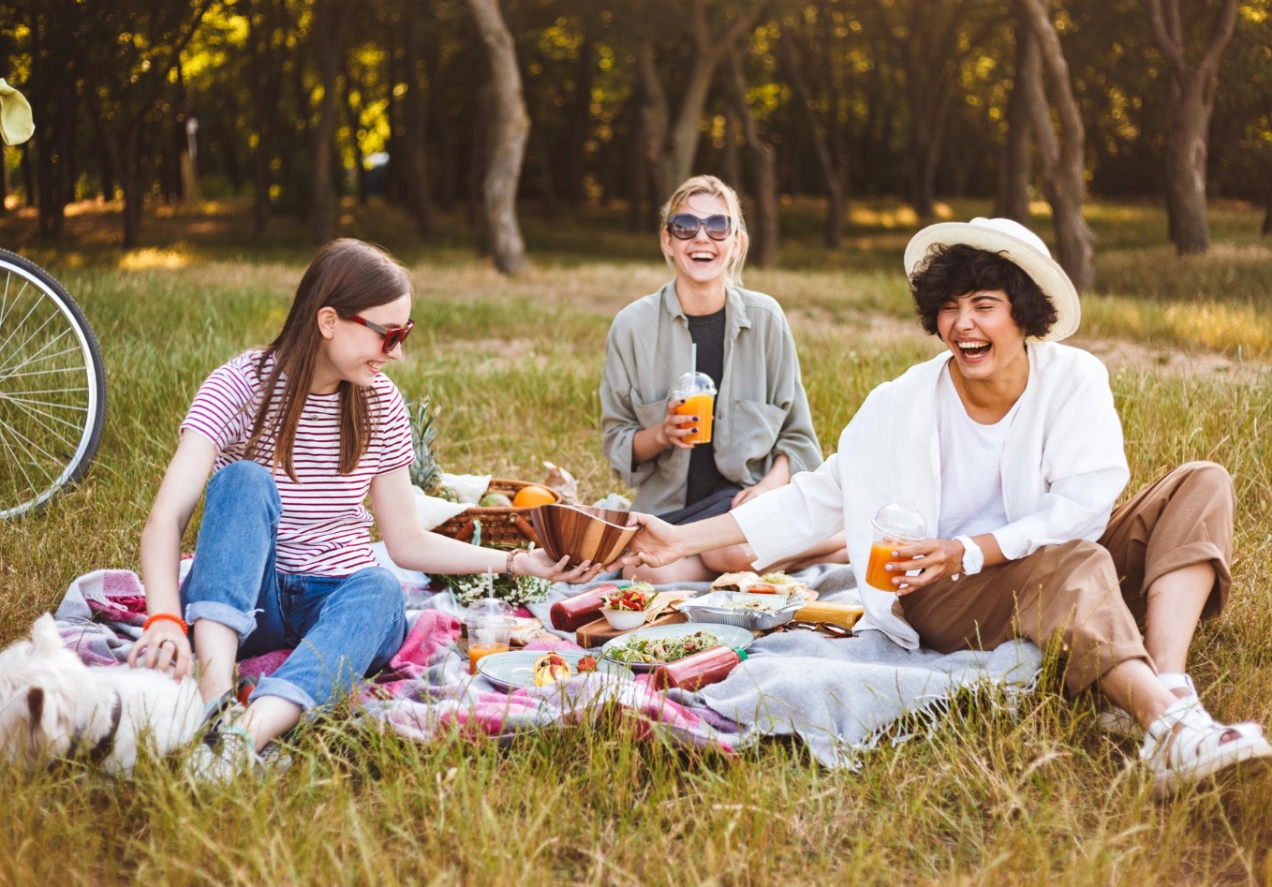 Piknik i Akcja Czysty Las organizowane przez Stowarzyszenie Okolica