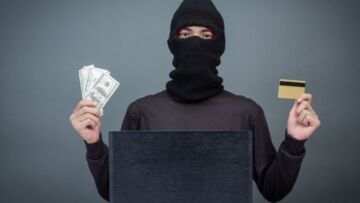 77-letnia kobieta o mało nie padła ofiarą oszustwa
