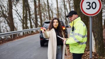 Trzech nieodpowiedzialnych kierowców ukaranych na drogach Podlasia