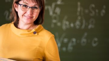 Odznaczenia i nagrody dla nauczycieli w Białymstoku z okazji Dnia Edukacji Narodowej