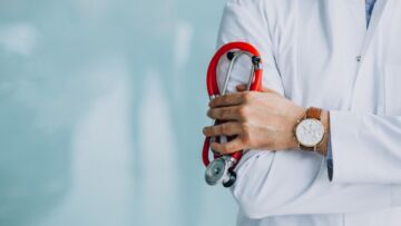 Prof. Agnieszka Tycińska, szefowa Kliniki Intensywnej Terapii Kardiologicznej UMB, dołącza do grona ekspertów Ministerstwa Zdrowia