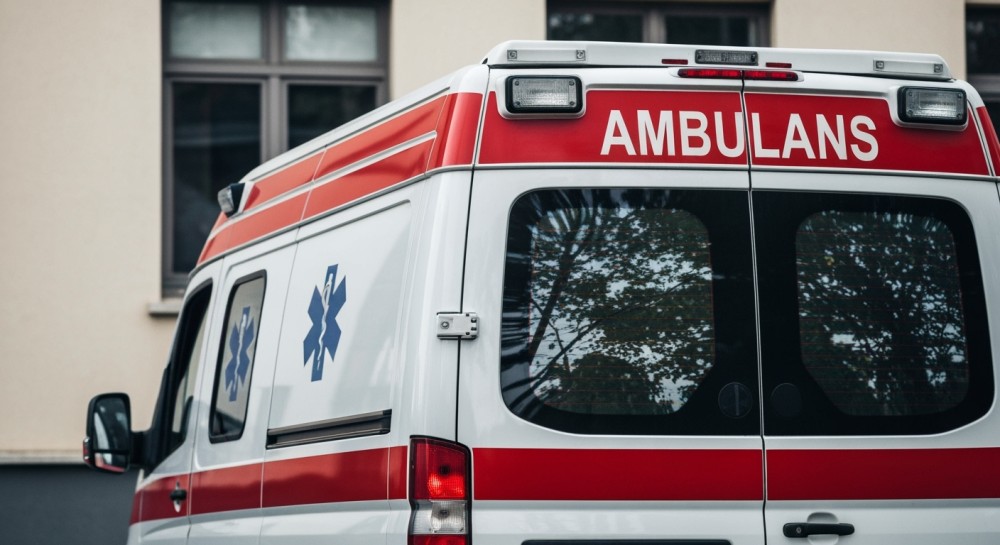 Zdezorientowana kobieta w szpitalnej piżamie odnaleziona na ulicach Białegostoku