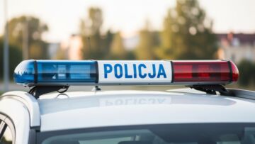 Białostoccy policjanci bohaterami – uratowali życie 16-latka i otrzymali wyróżnienie od Komendanta Głównego