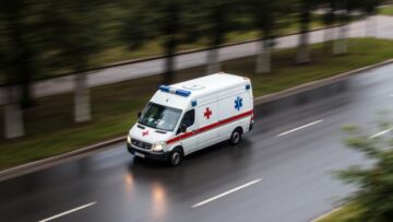 Białystok w akcji: Zimowy ratownik pomaga bezdomnym w mroźne dni