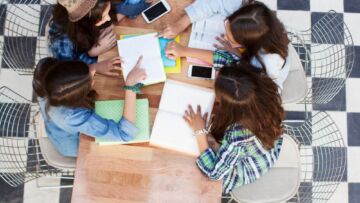 1785 uczniów z powiatu białostockiego na edukacyjne wycieczki dzięki 290 tys. zł dotacji