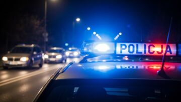 Mężczyzna zatrzymany za podpalenie posterunku policji w Szepietowie – grozi mu 20 lat więzienia