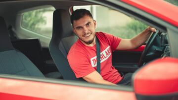 Pierwsze godziny za kierownicą – czego się spodziewać?