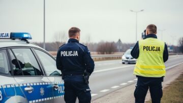 Pijany kierowca z zakazami zatrzymany przez policję