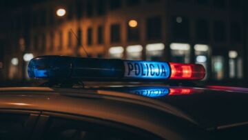 Napastnik z autobusu ukrył się u babci, zatrzymany przez policję