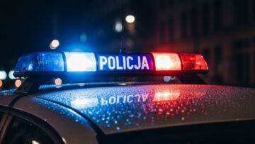 Alkohol w miejscu publicznym zdradził poszukiwanego przestępcę