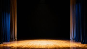 Aktor Maciej Mikołajczyk zagościł w przedszkolu w Łapach z okazji Dnia Teatru