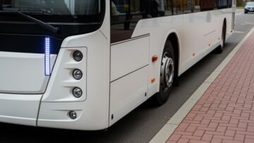 Białostocka Komunikacja Miejska wprowadza innowacje: ciepły guzik i przystanki na żądanie