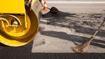Nowe inwestycje w Supraślu: modernizacja boiska i przebudowa ulicy Cegielnianej