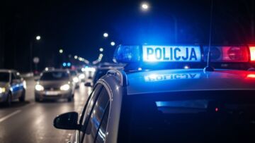 Pijani kierowcy i nieoświetlony ciągnik: zagrożenie na drodze w nocy