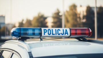 Mężczyzna wyrzucił narkotyki w trakcie policyjnej kontroli w Białymstoku